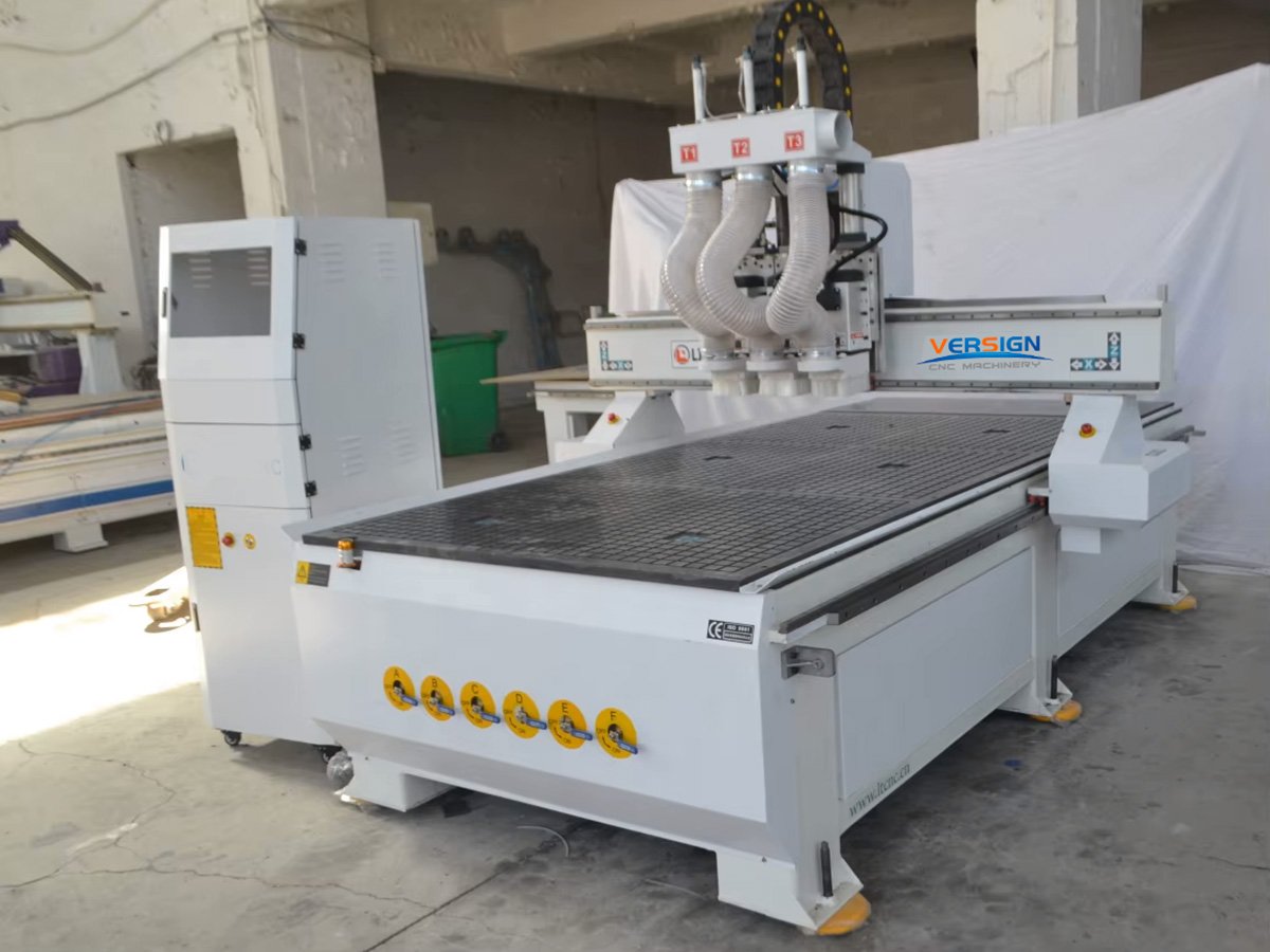 3 Spindles CNC Nesting Machine
